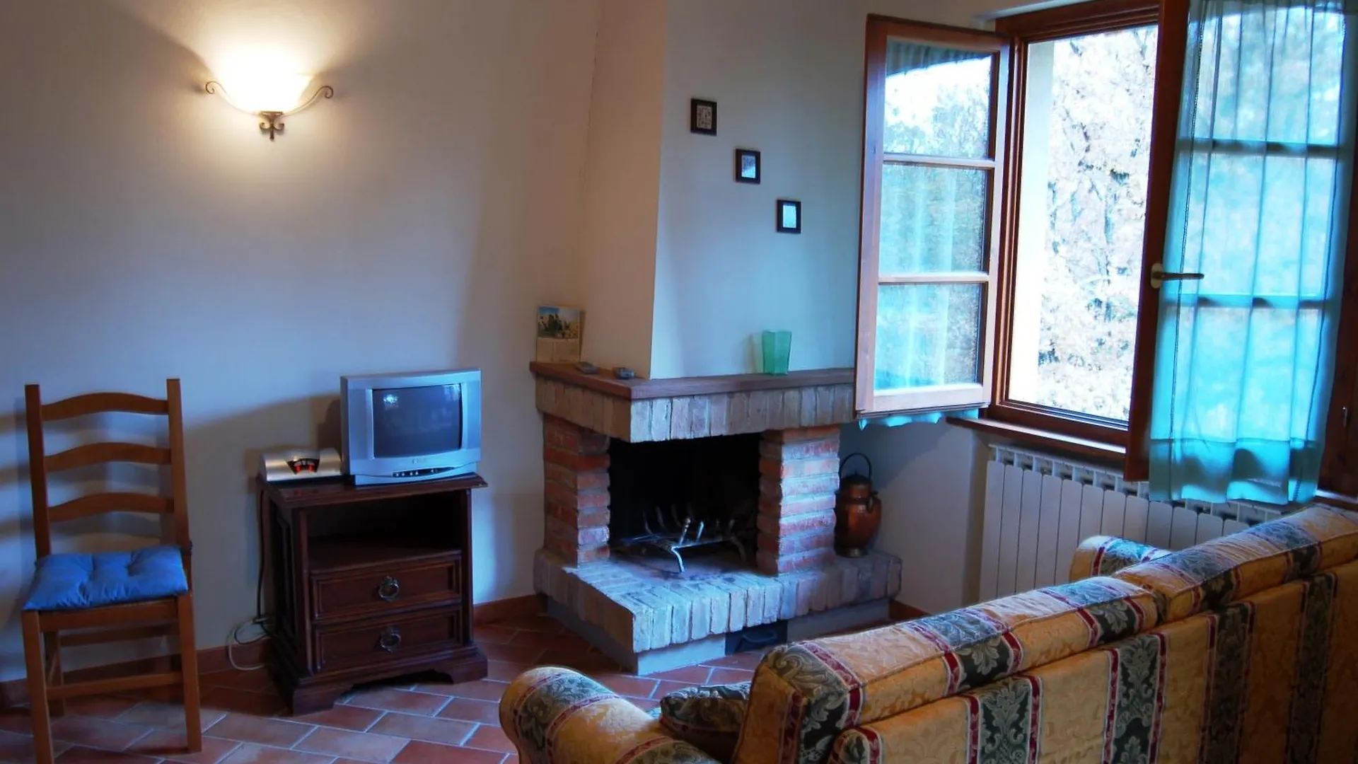 Gasthaus Borgo Nuovo San Martino Ambra Landhaus