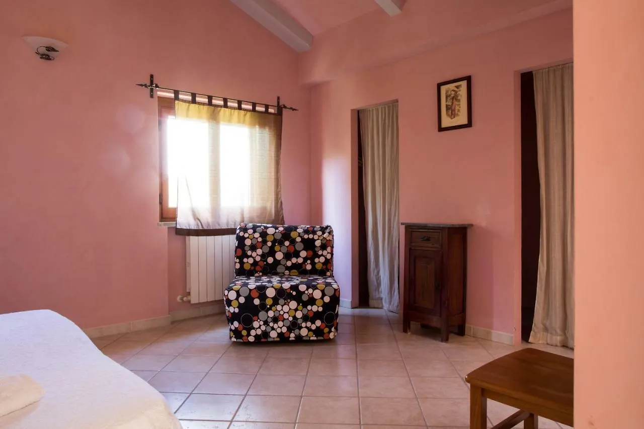 Gasthaus Borgo Nuovo San Martino Ambra Italien